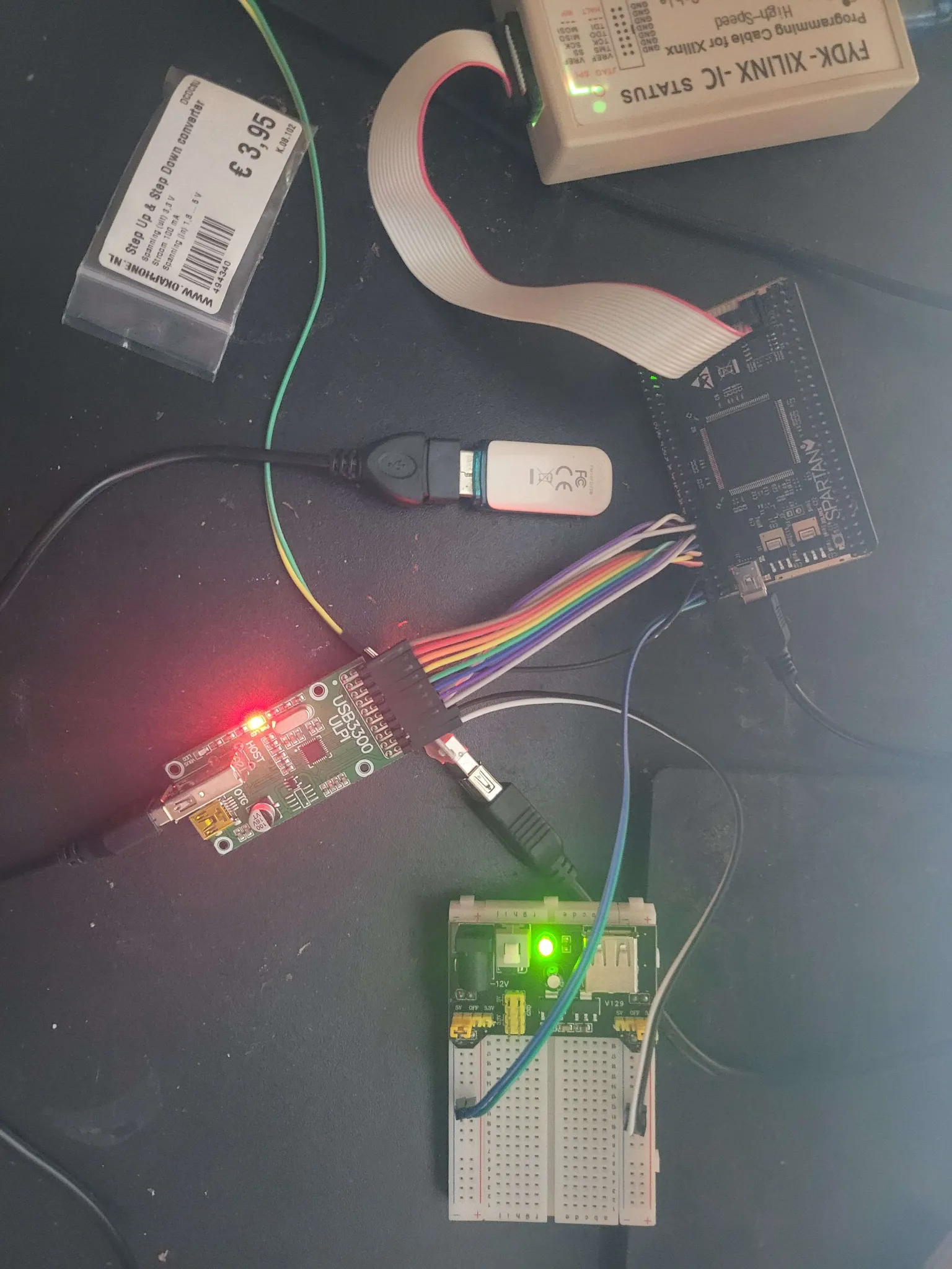 Spartan-6 board connected to a USB3300 ULPI module and JTAG programmer